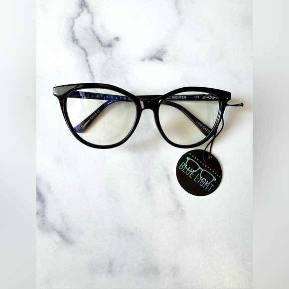 NEW WITH TAGS Quay All Nighter Cat Eye Blue Light Glasses in Black - Picture 2 of 5